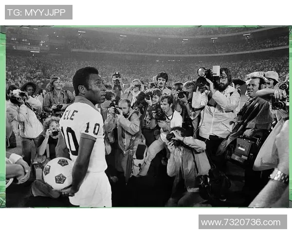 35号足球明星的传奇人生与赛场背后的故事揭秘