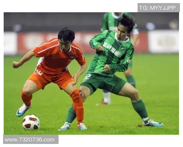 成都足球队与杭州足球队实力对比赛后分析与总结