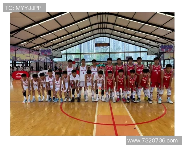 王丽的篮球人生:从热爱到坚持的深度对话与成长之路 王丽的篮球人生:从热爱到坚持的深度对话与成长之路