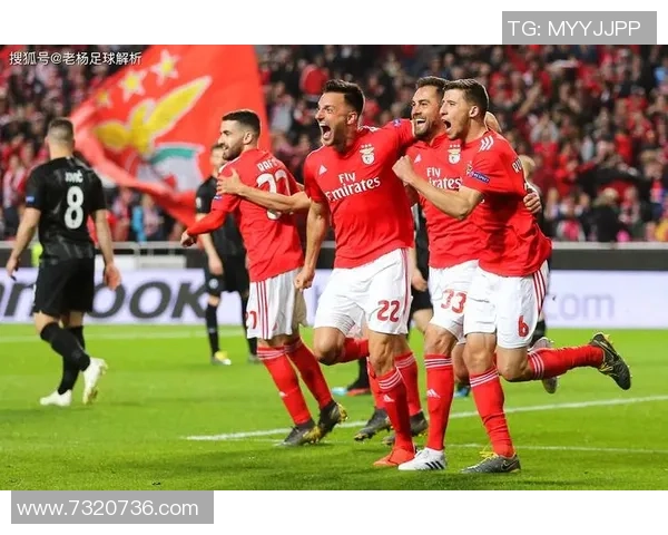 再次联手足球明星打造全新赛事盛典引发全球关注与热议