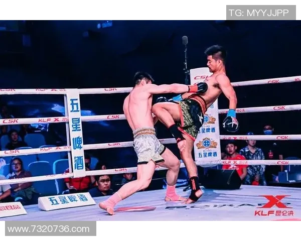 倒挂金钟足球明星的传奇故事与赛场背后的奋斗历程